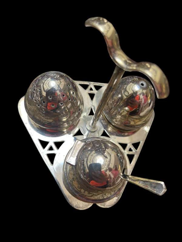 Condiment set