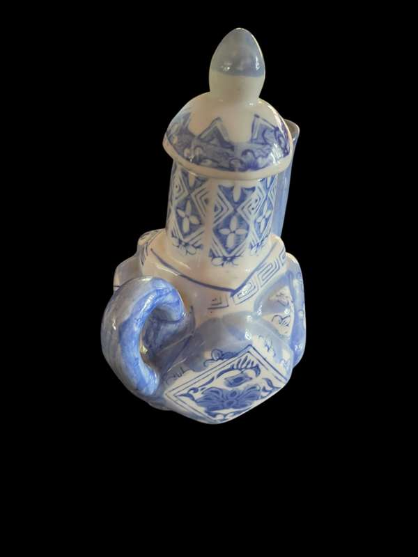 Teapot ornamental Oriental