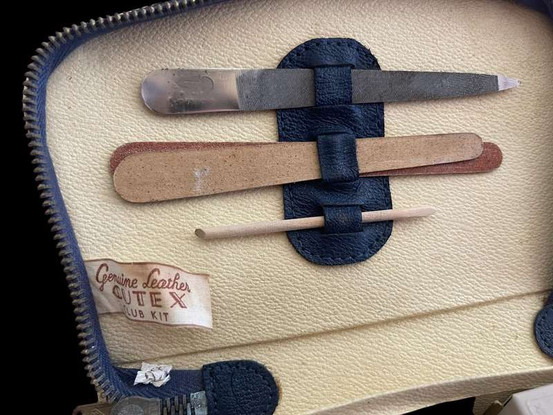 Vanity set Cutex 1930s