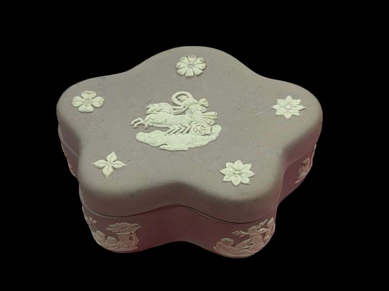 Trinket holder Wedgwood lilac