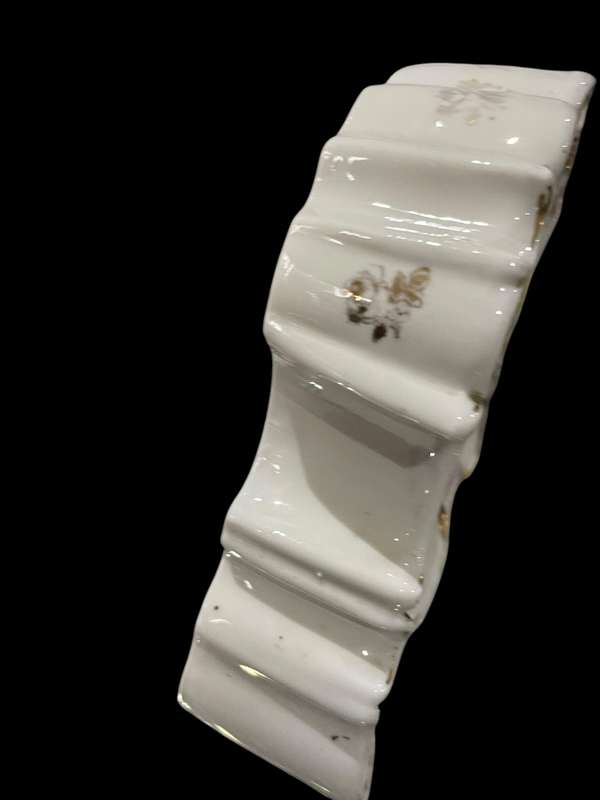 Clock mantle porcelain