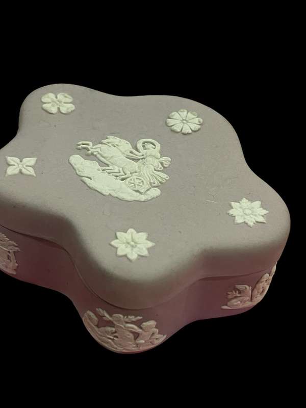 Trinket holder Wedgwood lilac