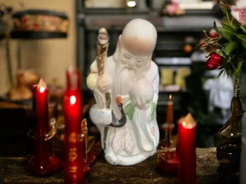Ornament figurine Oriental