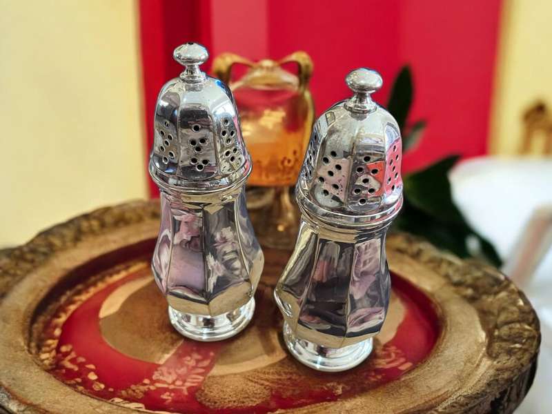 Sugar shakers each