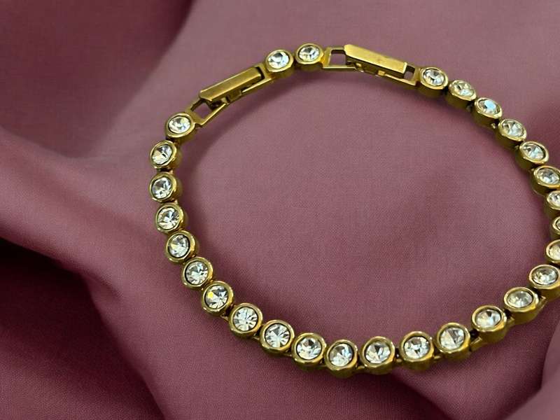 Bracelet costume
