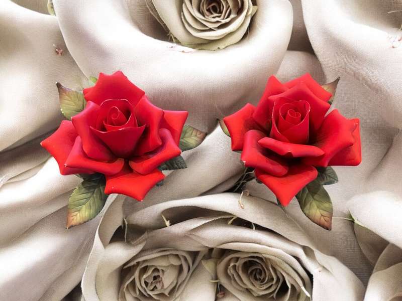 Ornament table decor