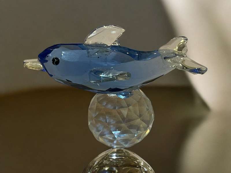 Ornament dolphin crystal/glass