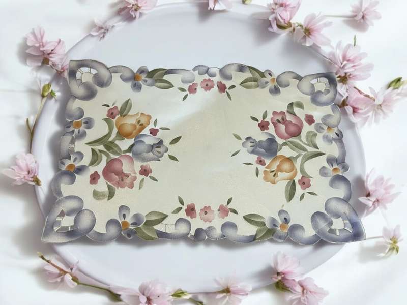 Traycloth(34)