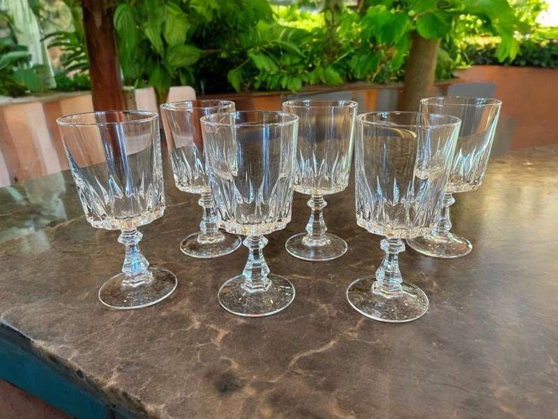 Glasses crystal