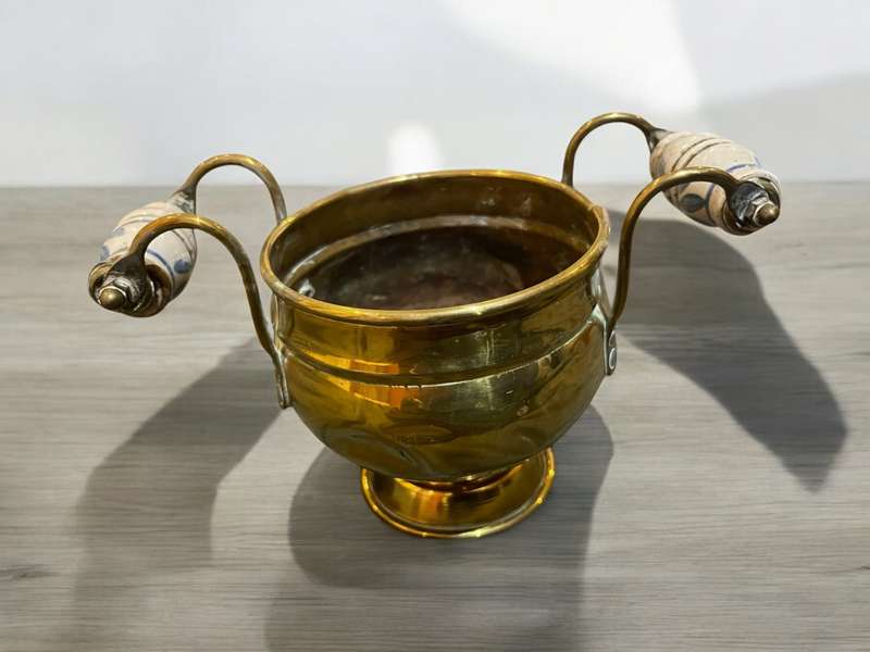 Planter/holder brass