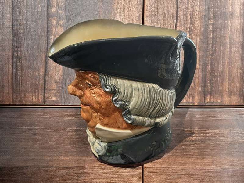 Toby jug Royal Doulton