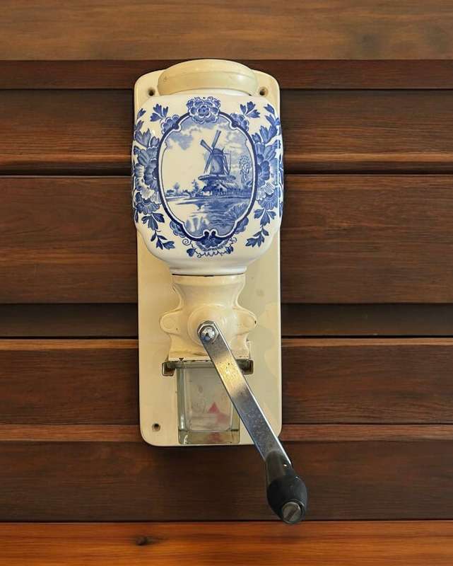 Coffee grinder PeDe Dienes Delft