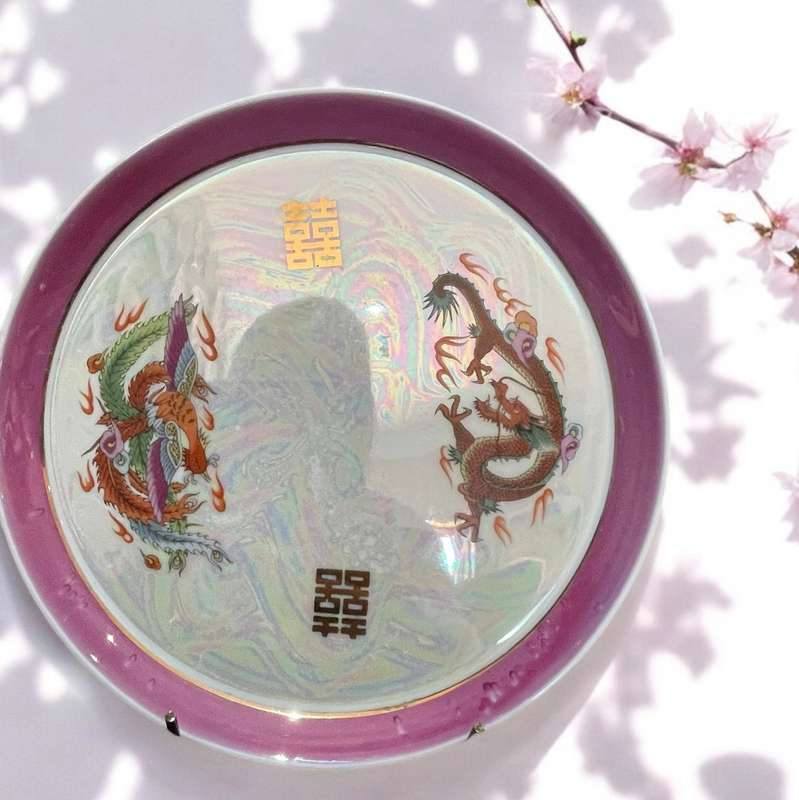 Plate Oriental display