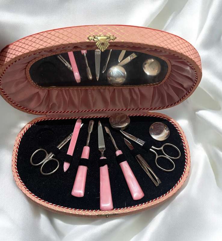Manicure set