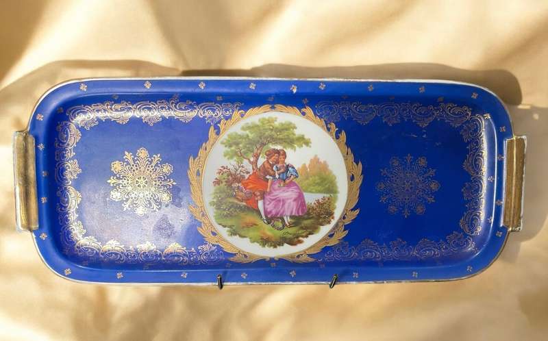 Plate/tray display Bavarian