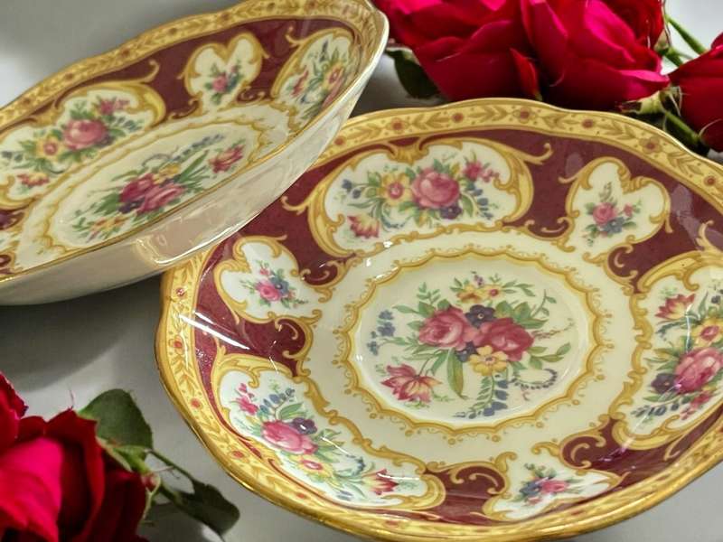 Saucers Royal Albert each