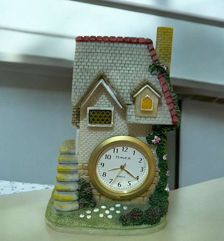 Ornaments clock houses each