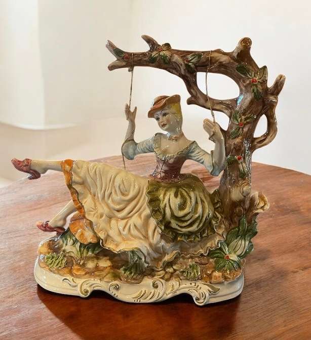 Ornament /figurine Capodimonte