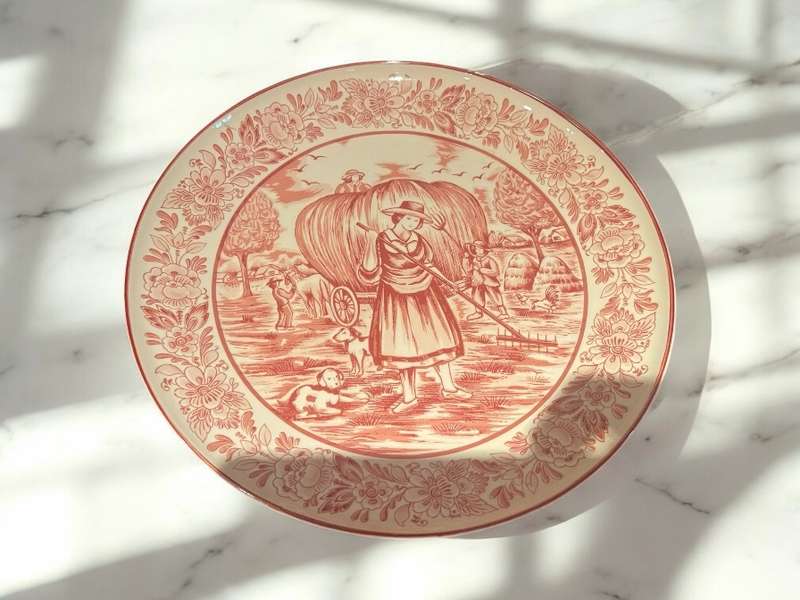 Plate Delft pink large