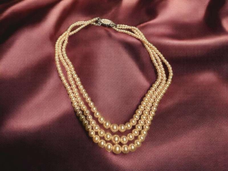 Necklace perle vintage