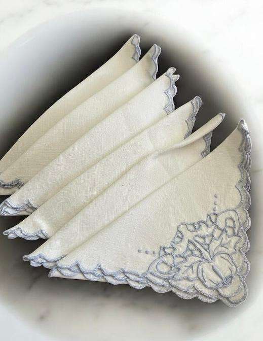 Napkins teatime embroidered (R)