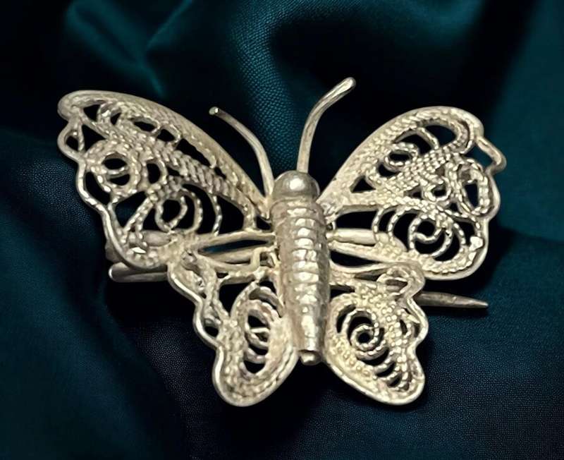 Brooch butterfly silver