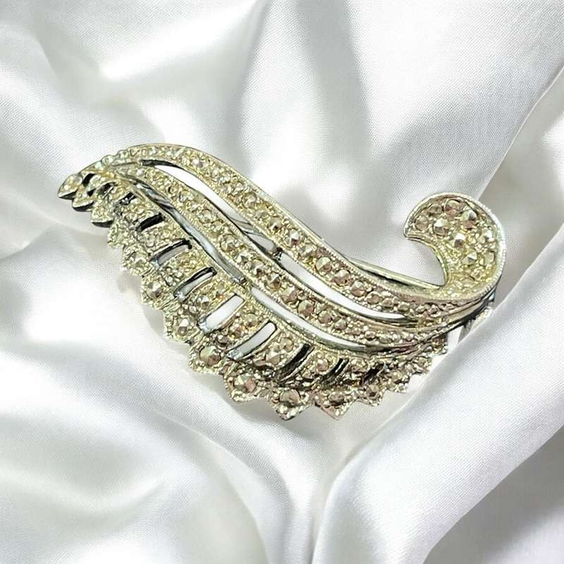Brooch marcasite(NR6) Kigu