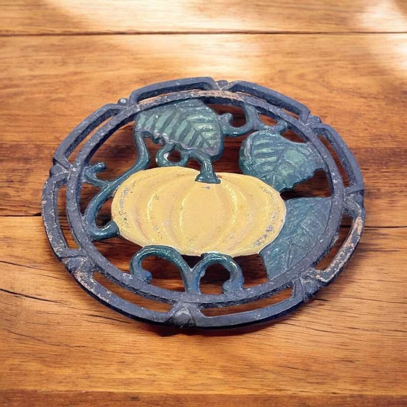Trivet