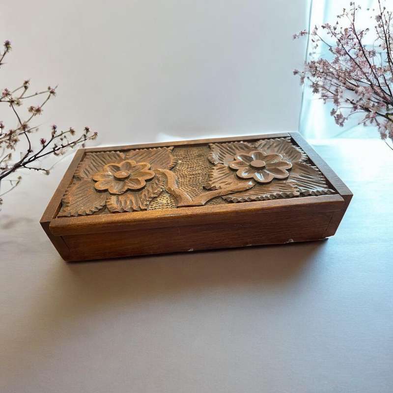 Box wooden