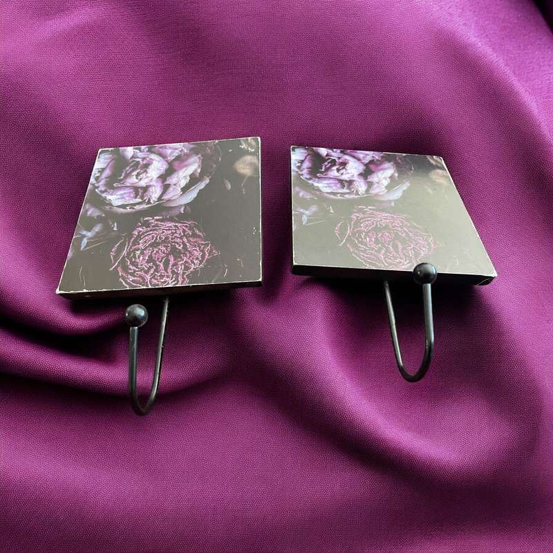 Wall/clothes hooks shabby chique each
