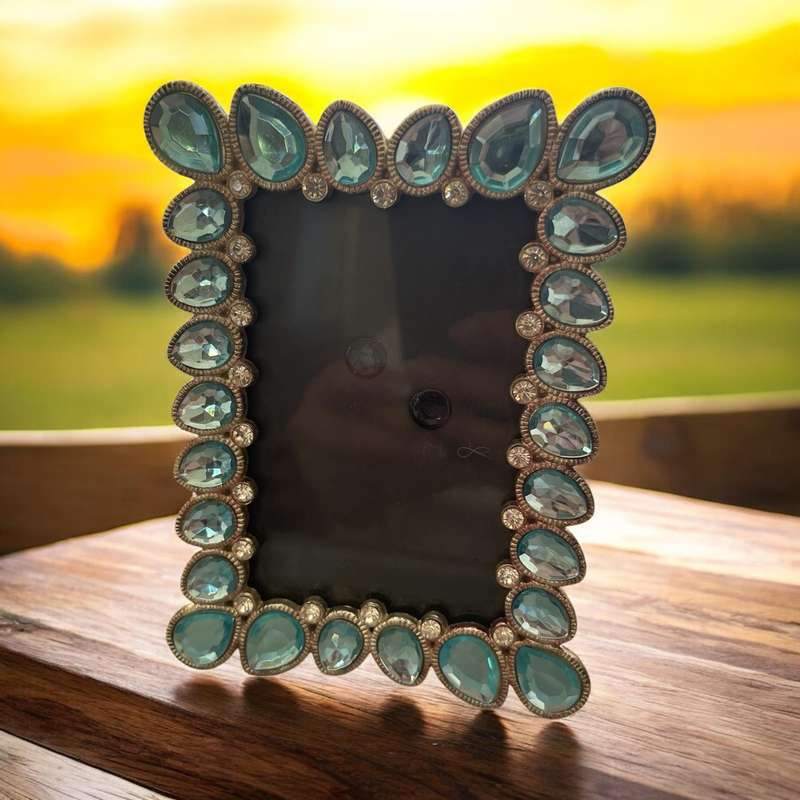 Photo frame bling