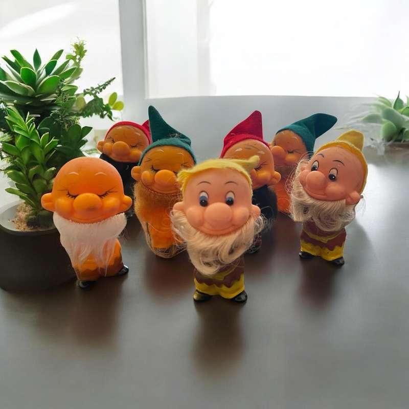 Seven dwarves rubber toys