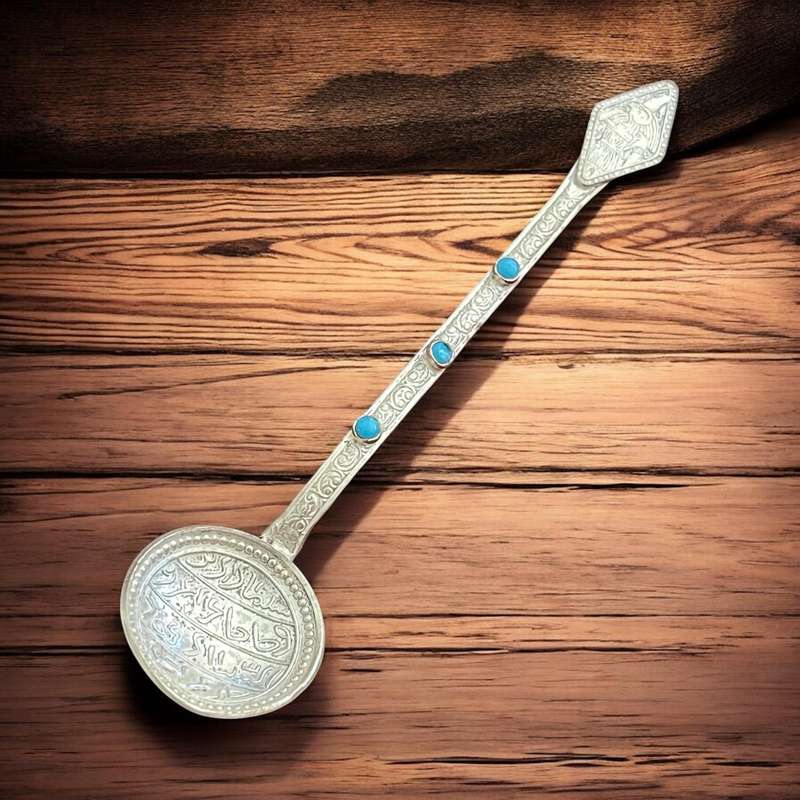 Mustard/salt spoon silver(?)(NR9)