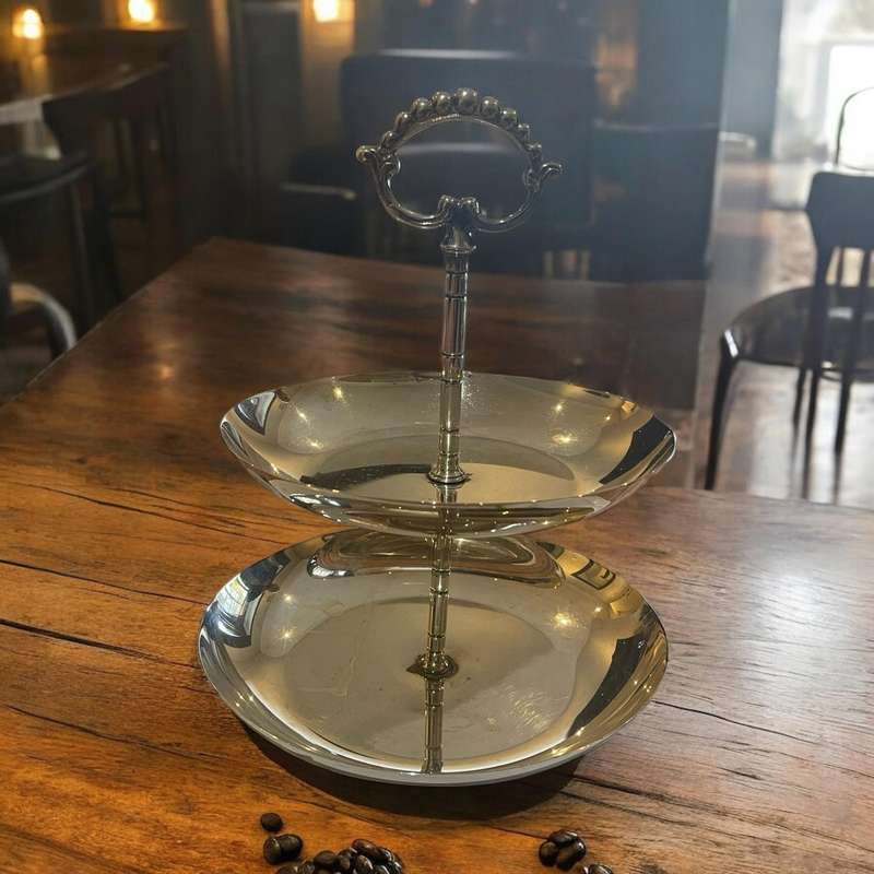 Biscuit/chocolate stand