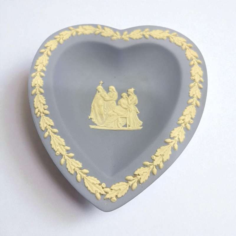 Plate display Wedgwood