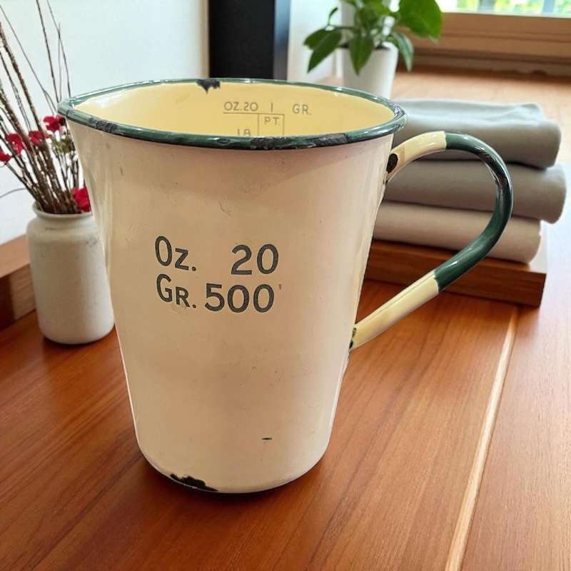 Jug measuring enamel