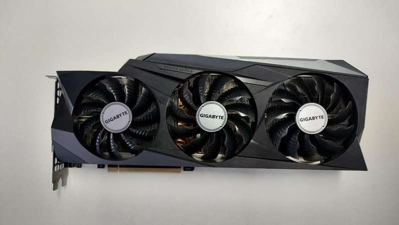 24GB RTX 3090 - Gigabyte Gaming