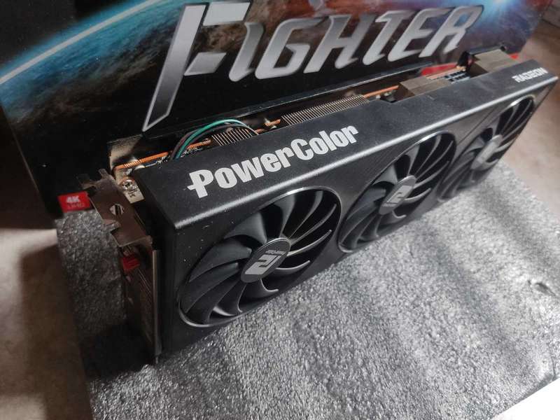 RX 6800 16GB - PowerColor Fighter