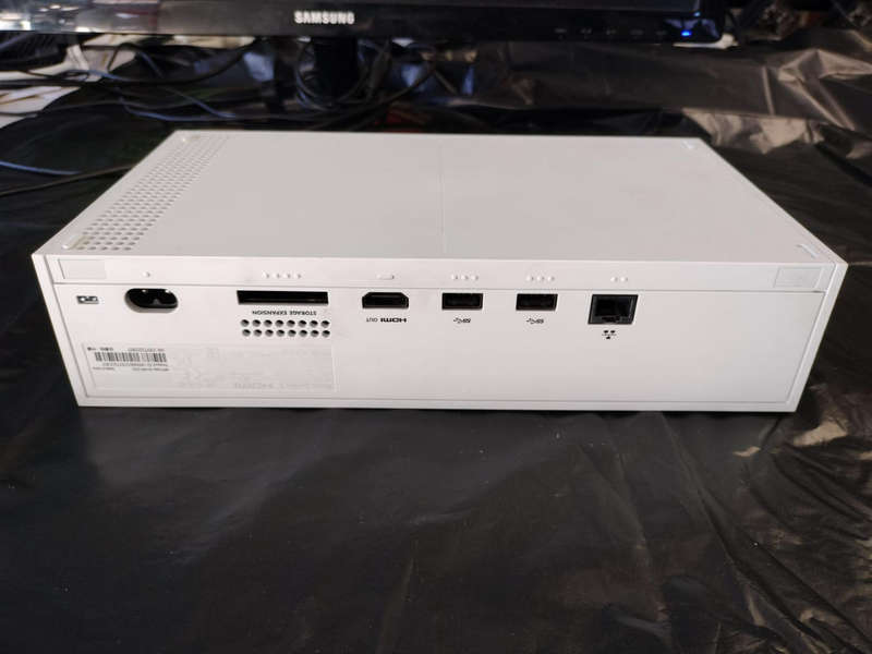 XBOX Series S + Controller