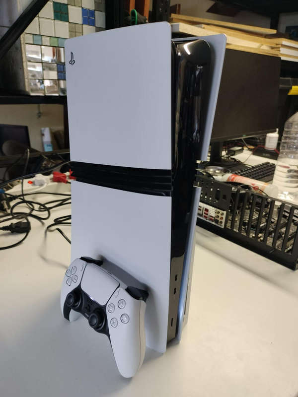 PS5 PRO  / Disk drive / Stand / 1 Game