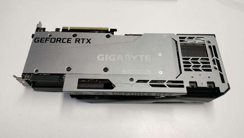 24GB RTX 3090 - Gigabyte Gaming