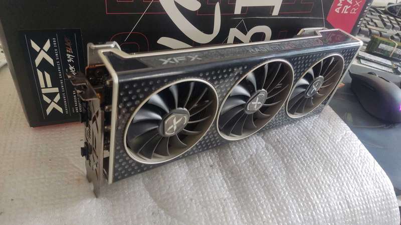 12GB RX 6700 XT - XFX QICK319 Black