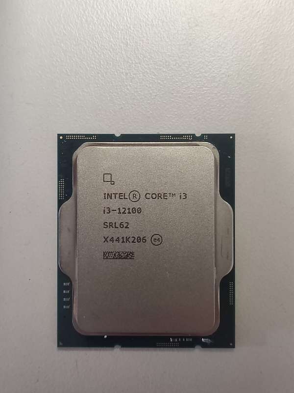 12th Gen Core i3-12100 CPU