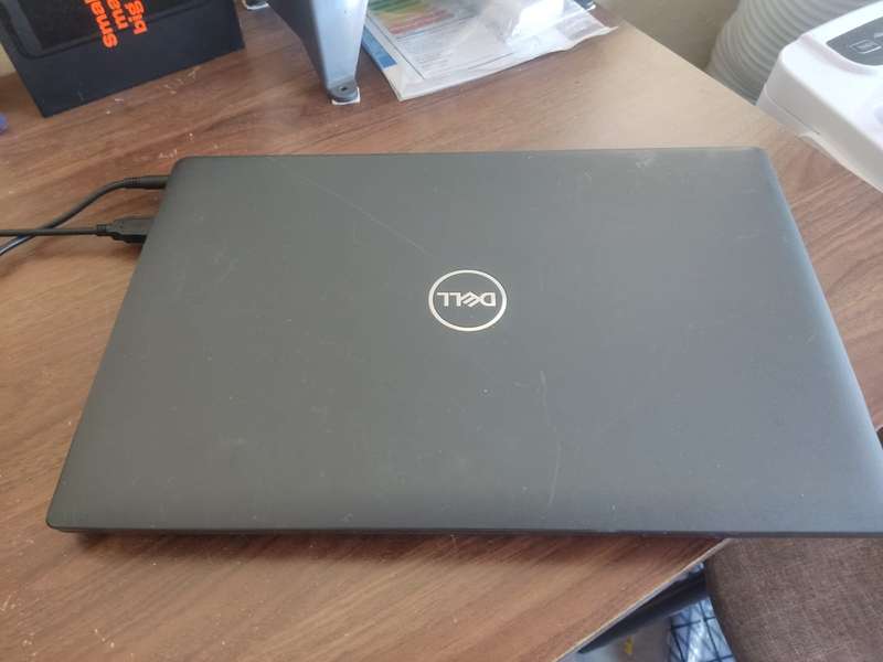 Intel 11th Gen i5 Laptop - Dell Latitude 3520