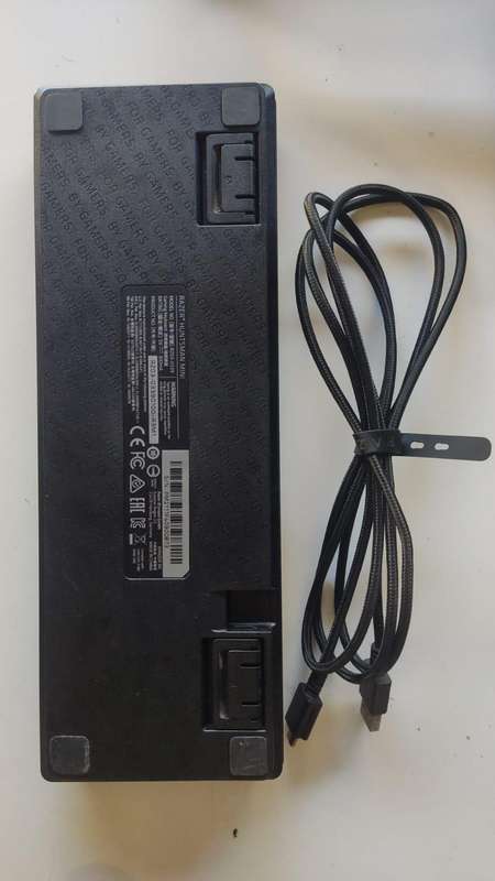 Razer Huntsman Mini 60% Gaming Keyboard (LED Lights faulty)