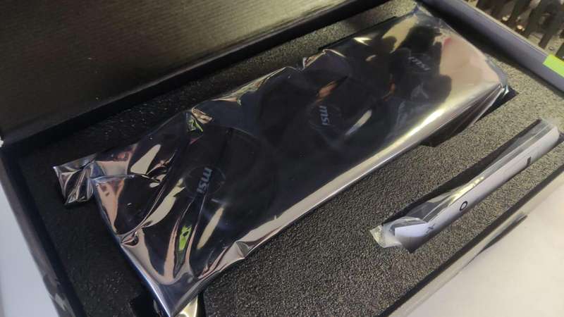 MSI GeForce RTX 5070 12GB SHADOW 3X
