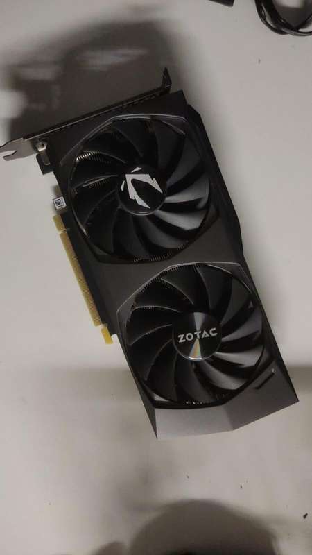 RTX 3060 Ti 8GB - Zotac Twin Edge