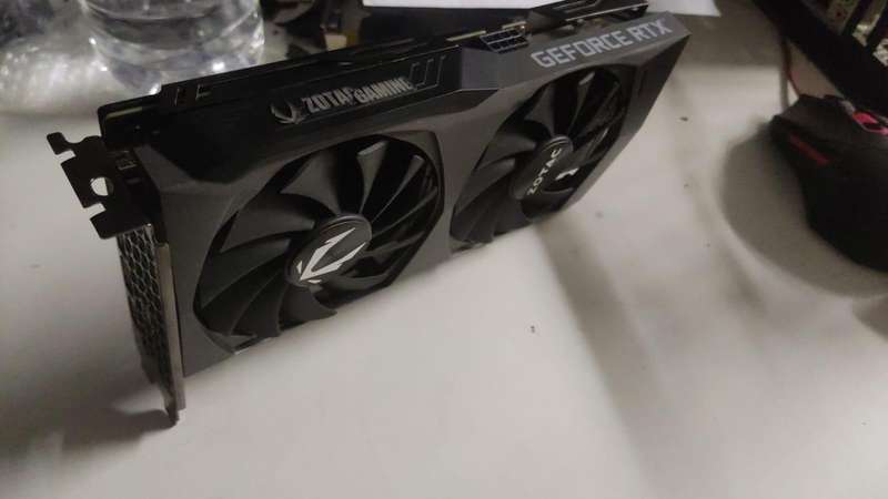 RTX 3060 Ti 8GB - Zotac Twin Edge