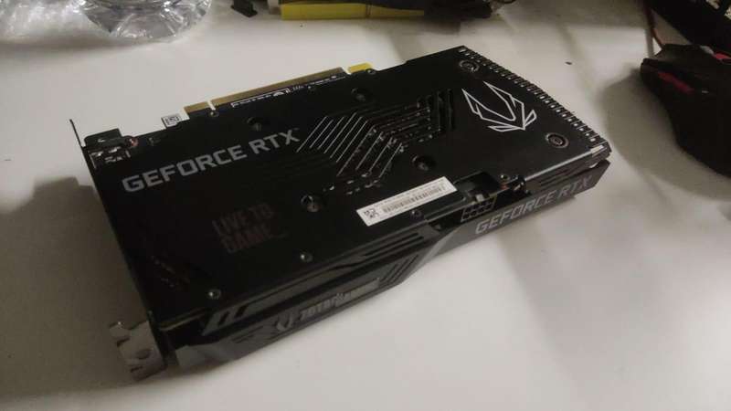 RTX 3060 Ti 8GB - Zotac Twin Edge