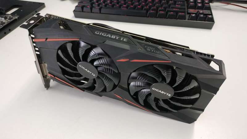 RX 580 8GB - gigabyte Gaming